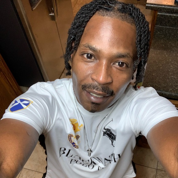 Meet your Posher, Darvius - Picture 4 of 6